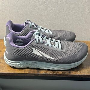 Altra Women’s Torin 4